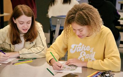Students drawing 
